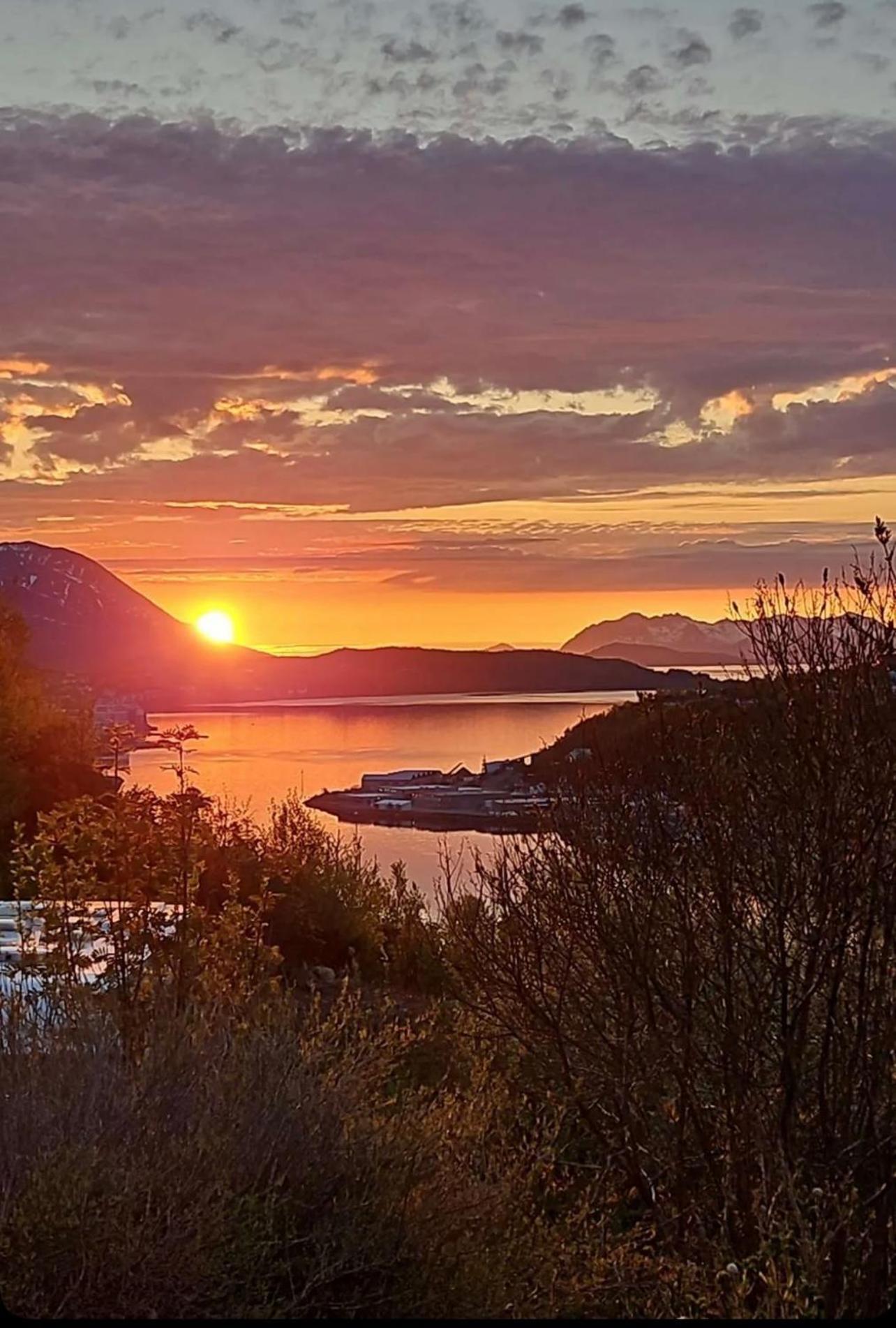 Harstad, All Seasons Bagian luar foto