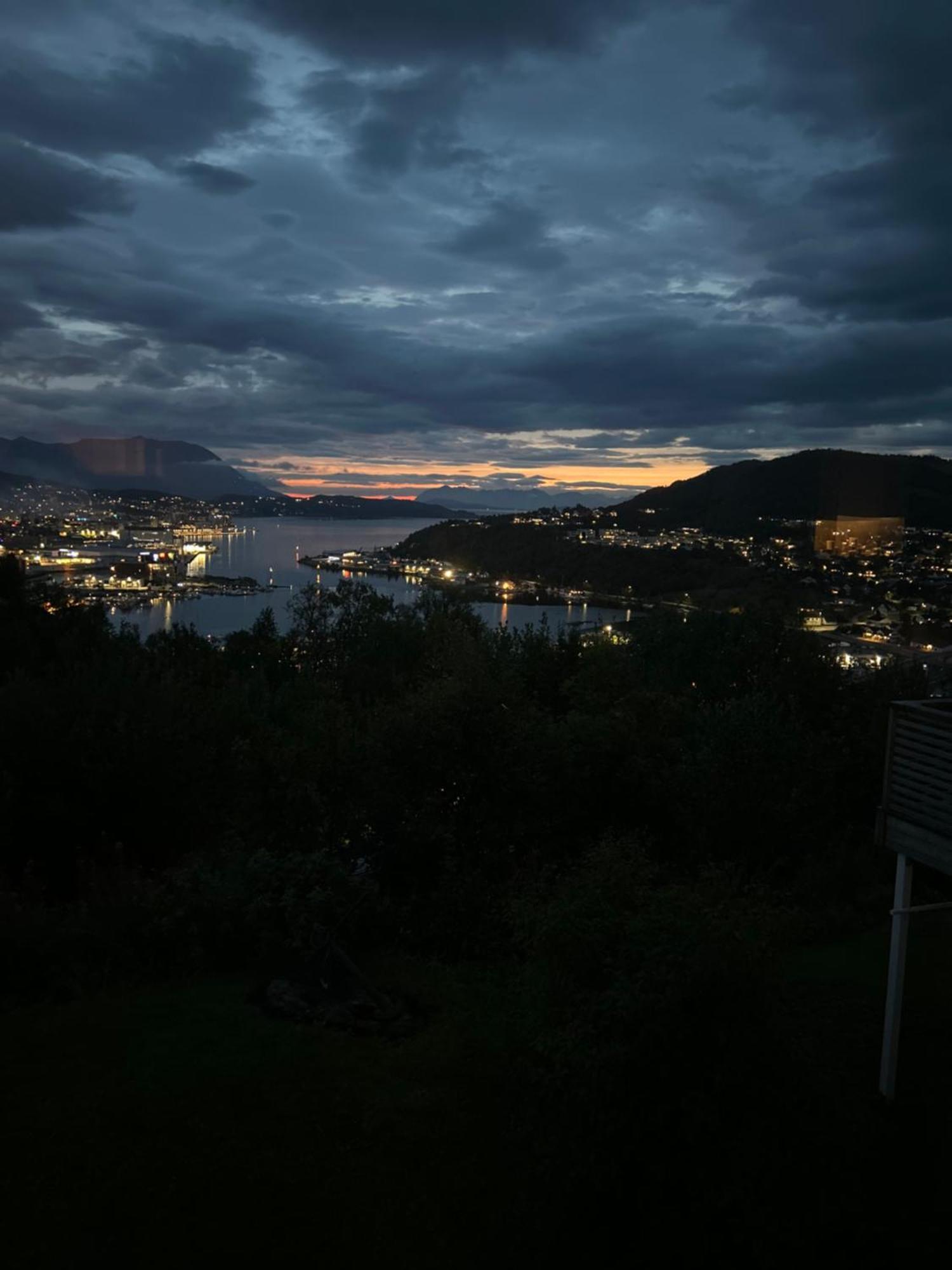 Harstad, All Seasons Bagian luar foto
